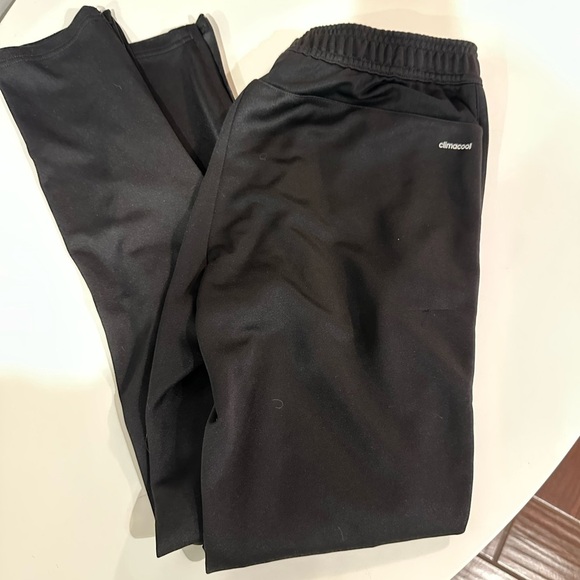 Adidas‎ Black Track Pants with Tapered Leg and Elastic Waistband - Picture 4 of 4